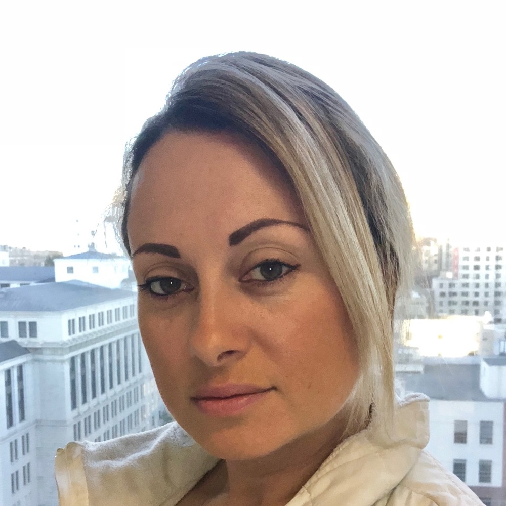 Meet your Posher, Victoria